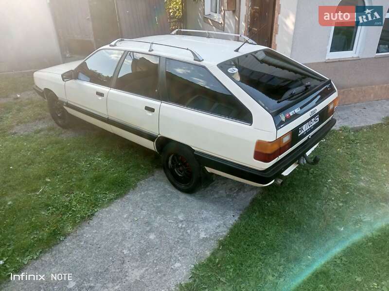 Универсал Audi 100 1990 в Млинове