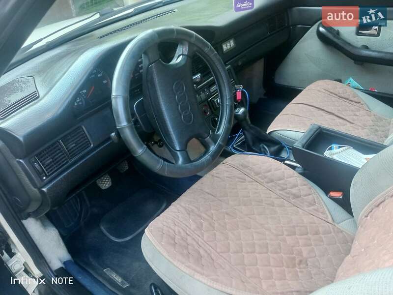 Универсал Audi 100 1990 в Млинове