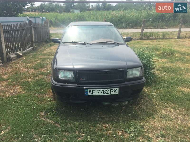 Седан Audi 100 1992 в Кривом Роге