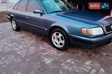 Audi 100  1993