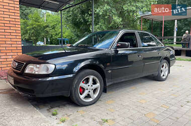 Audi 100  1993