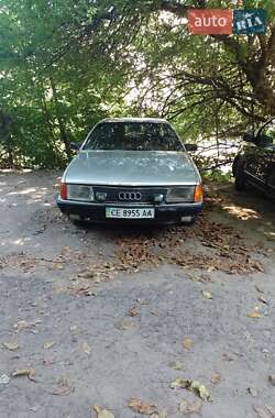 Audi 100  1985