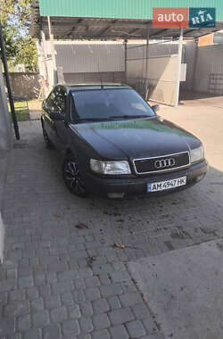 Audi 100  1993
