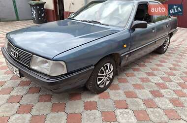 Audi 100  1990