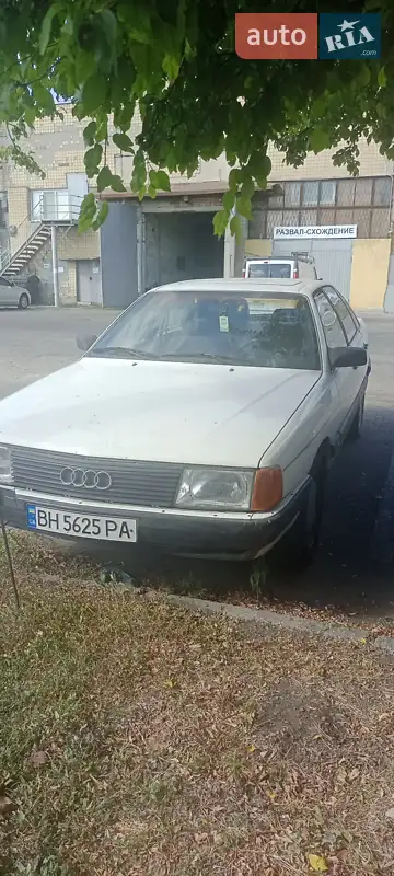 Audi 100 1986