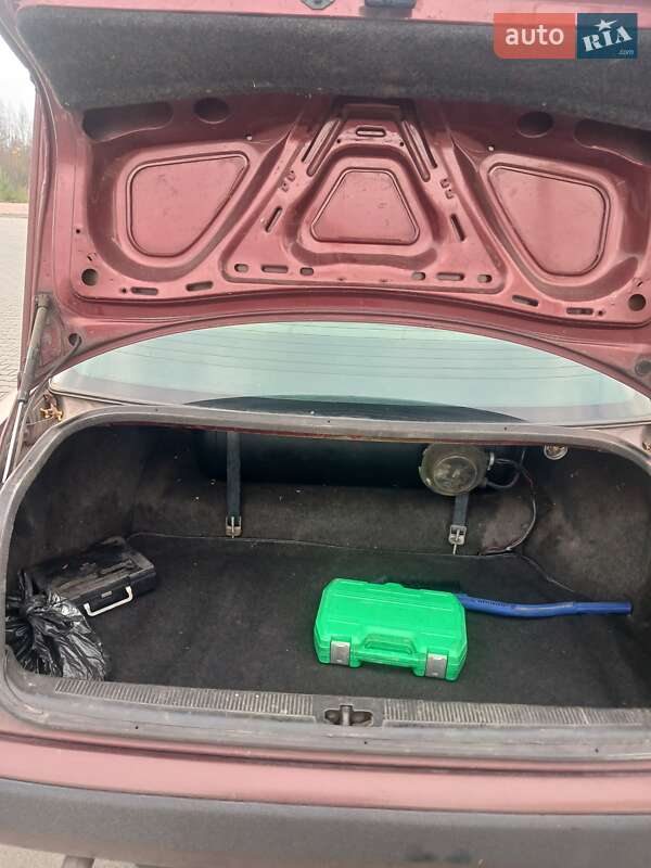 Седан Audi 100 1991 в Житомирі