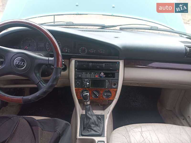 Седан Audi 100 1993 в Славутичі