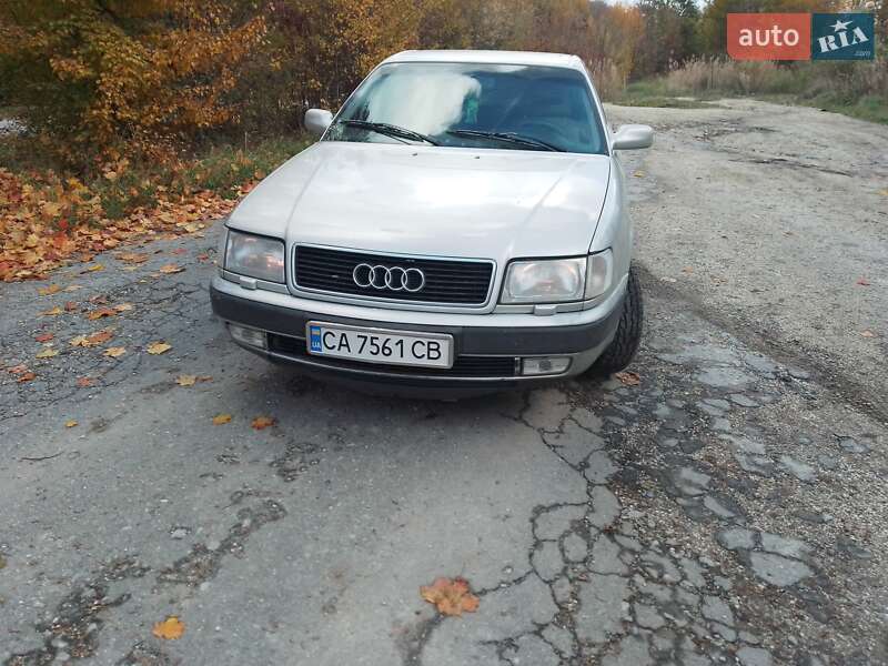 Audi 100 1992 Audi 100 1992