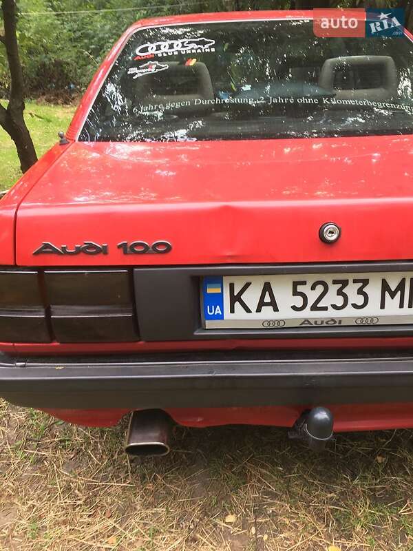Седан Audi 100 1987 в Києві