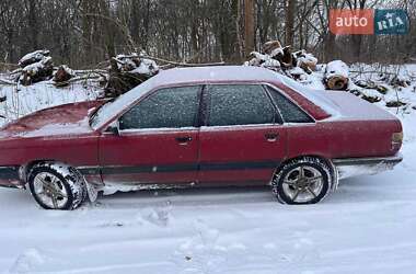 Audi 100  1990