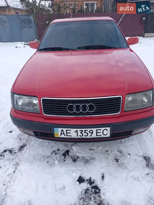 Audi 100