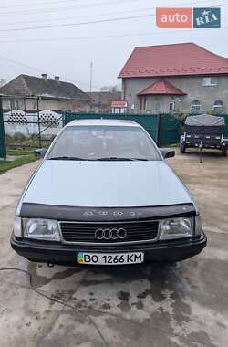 Audi 100  1989
