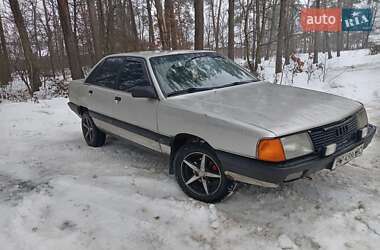 Audi 100  1988