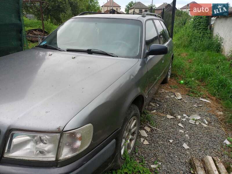 Универсал Audi 100 1994 в Иршаве