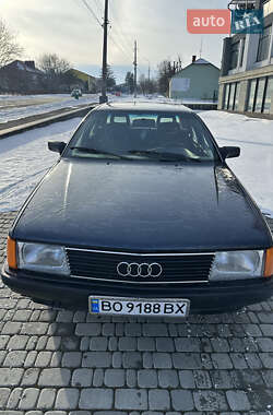 Audi 100  1989