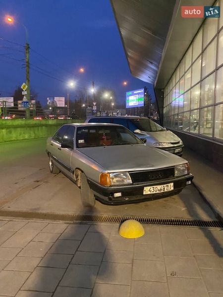Седан Audi 100 1986 в Тернополі фото Седан Audi 100 1986 в Тернополі