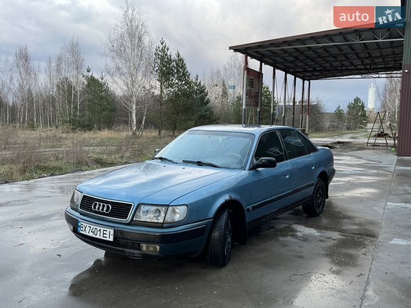 Седан Audi 100 1991 в Славуте
