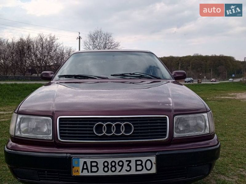 Audi 100