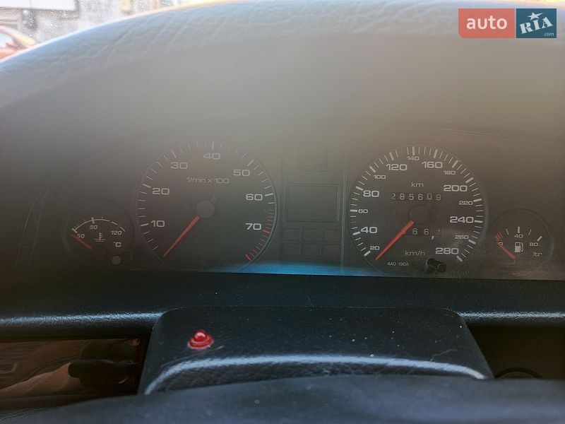 Седан Audi 100 1993 в Волочиске фото 2 Седан Audi 100 1993 в Волочиске