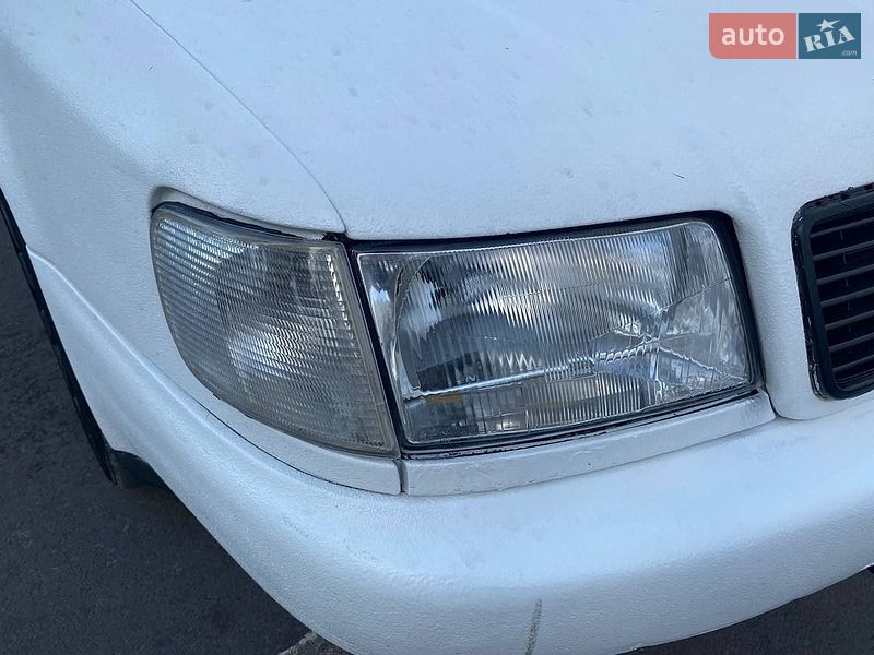 Седан Audi 100 1991 в Киеве