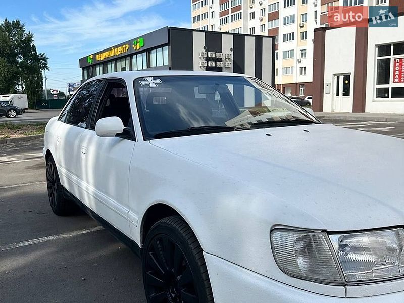 Седан Audi 100 1991 в Киеве