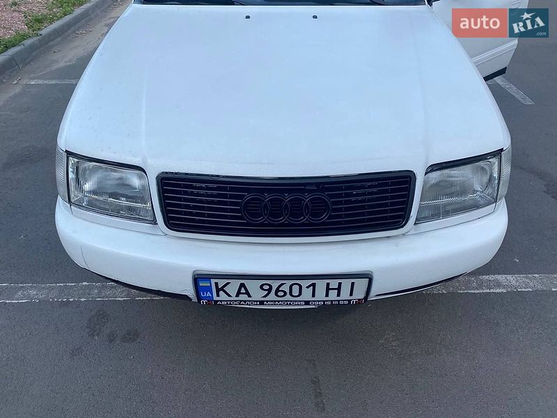 Седан Audi 100 1991 в Киеве