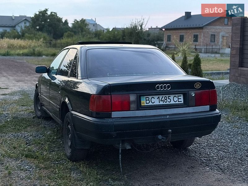 Седан Audi 100 1991 в Львові
