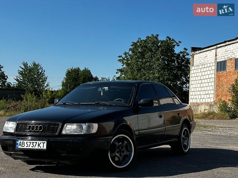 Audi 100