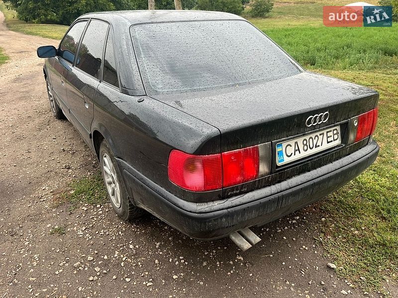 Седан Audi 100 1993 в Запоріжжі