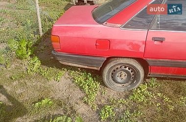 Седан Audi 100 1988 в Ровно