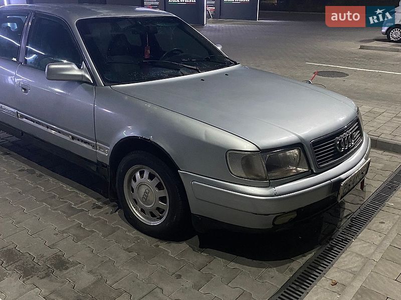 Audi 100 1991 Audi 100 1991