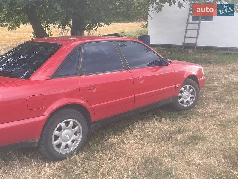 Седан Audi 100 1991 в Мироновке