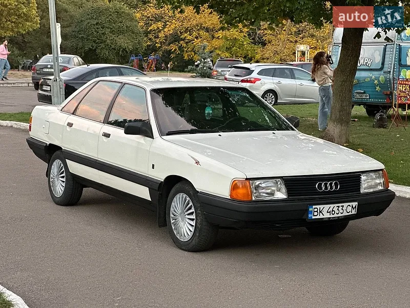 Audi 100 1990