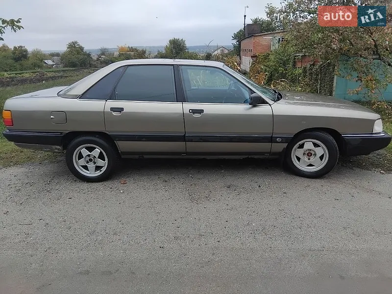 Audi 100 1986