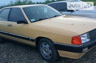 Audi 200  1986