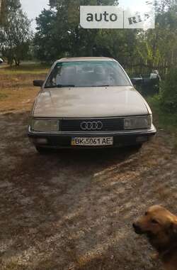 Audi 200  1984