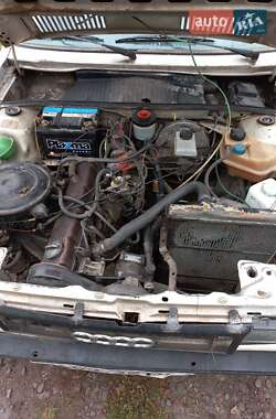 Седан Audi 80 1983 в Дубні