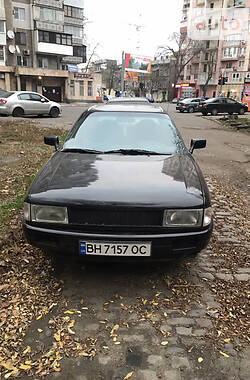 Audi 80  1987