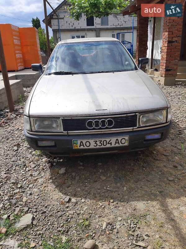 Audi 80