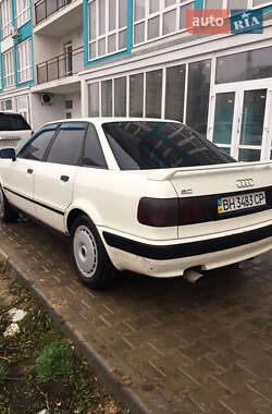Седан Audi 80 1988 в Арцизові