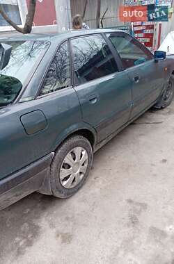 Седан Audi 80 1988 в Гоще