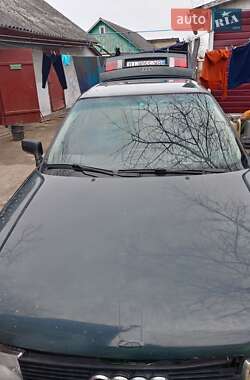 Седан Audi 80 1988 в Гоще
