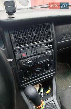 Седан Audi 80 1988 в Гоще