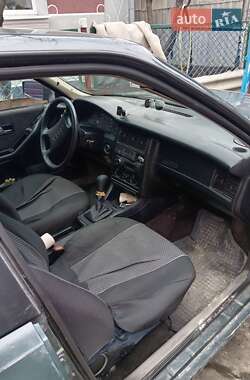 Седан Audi 80 1988 в Гоще