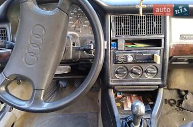 Седан Audi 80 1989 в Самборе