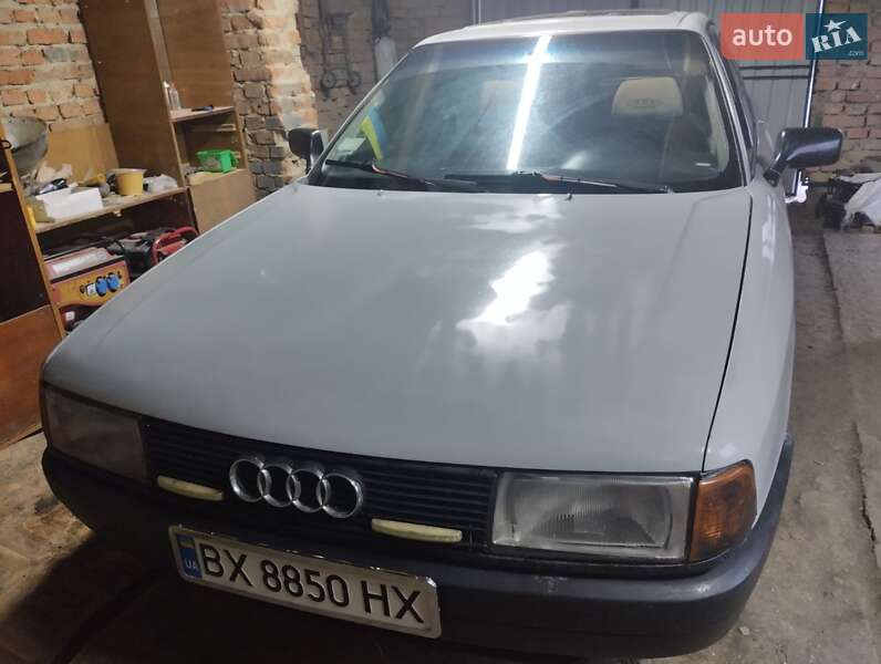 Седан Audi 80 1986 в Ярмолинцах