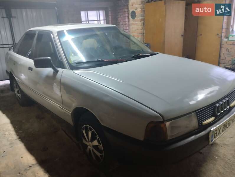 Седан Audi 80 1986 в Ярмолинцах