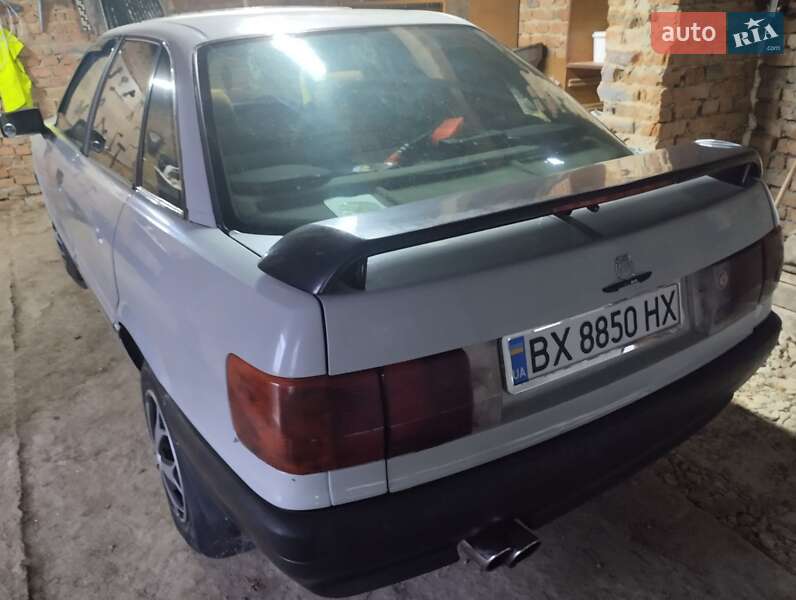 Седан Audi 80 1986 в Ярмолинцах