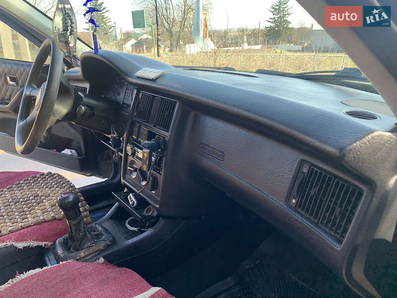 Седан Audi 80 1993 в Хмельницькому фото 33 Седан Audi 80 1993 в Хмельницькому