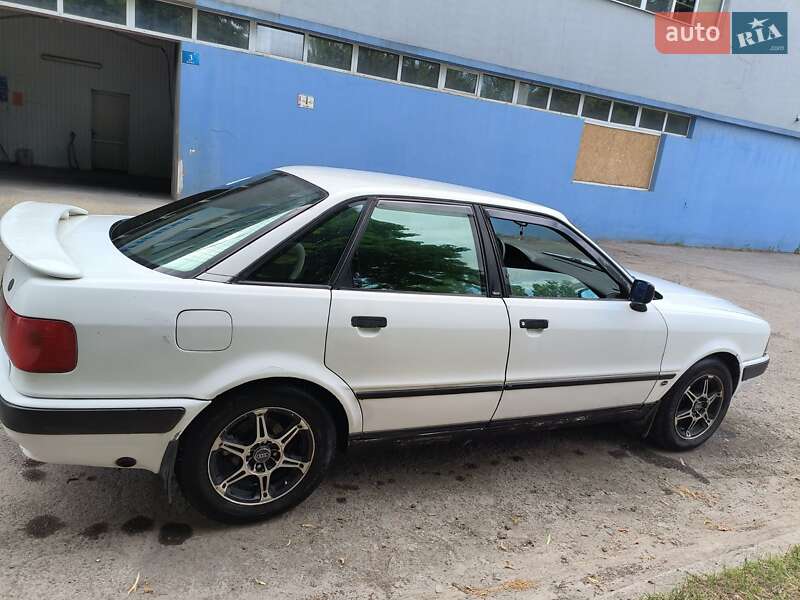 Седан Audi 80 1993 в Запорожье